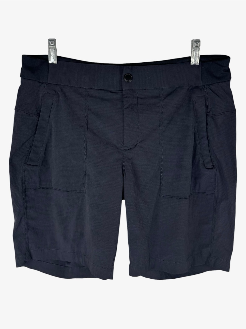 Athleta Trekkie 2.0 Black Bermuda Cargo Shorts Women’s 12 Utility Golf Hiking - Picture 8 of 8